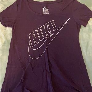 Nike tshirt